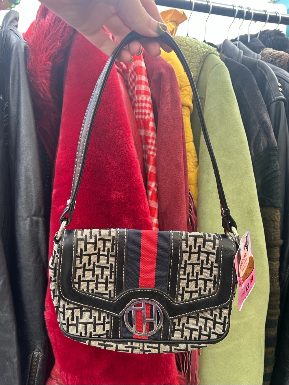 Y2K Tommy Hilfiger monogram shoulder bag